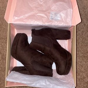 Brown faux suede Heeled Booties